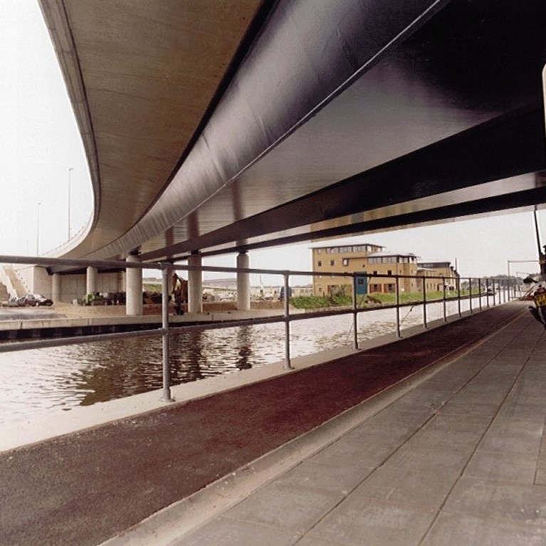 728Px Fossdyke Bridge